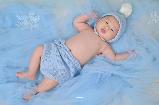 阳泉宝宝眼睛肿是什么原因